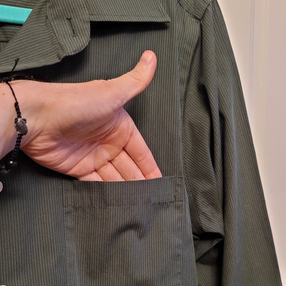 ๐2 for $30!๐ Forsyth Dark Green Stripe Button-Up Collar Shirt - Picture 4 of 7
